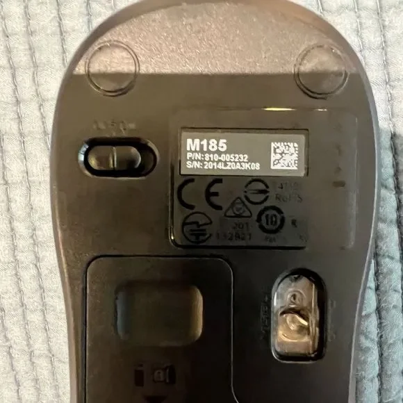 Logitech computer mouse - Picture 2 of 9